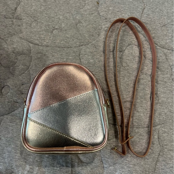 Bath And Body Works Metallic Crossbody Purse - Picture 6 of 8